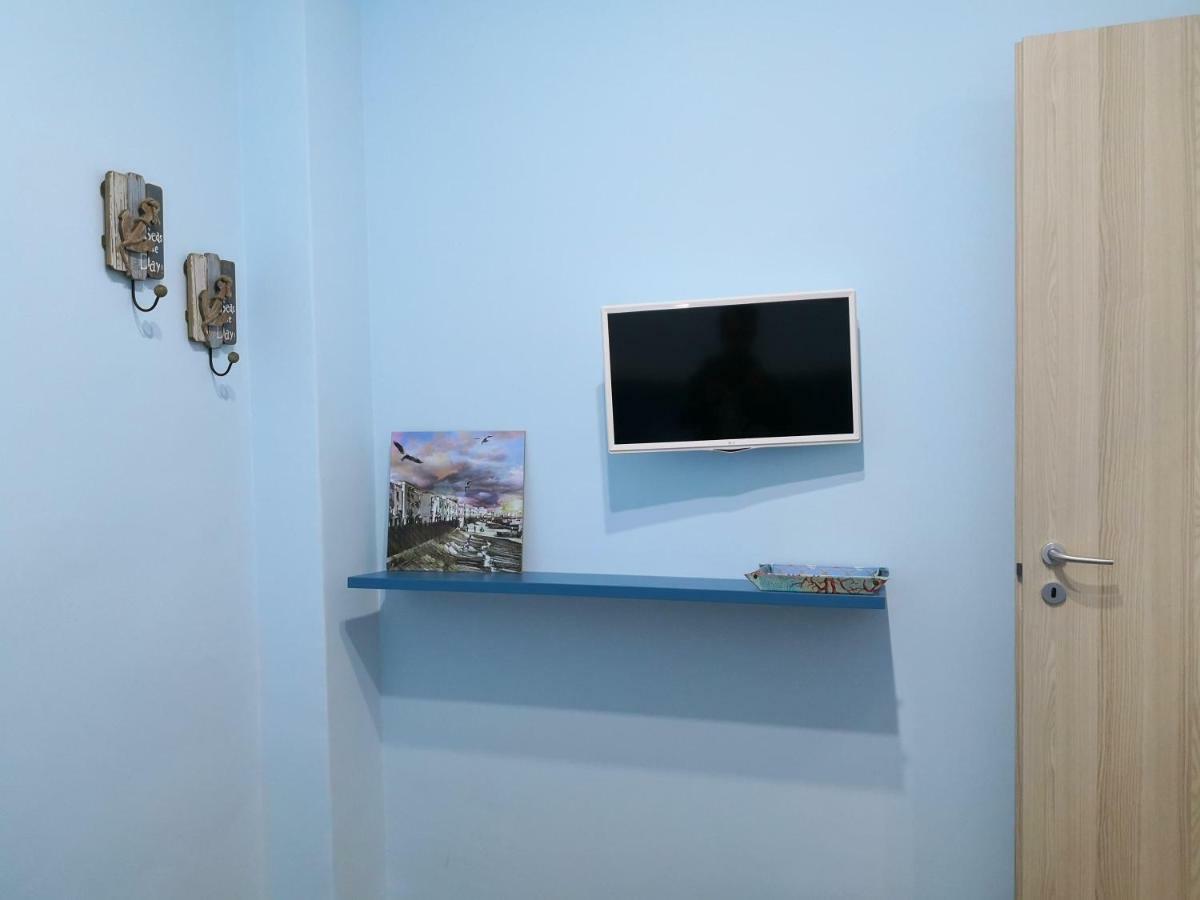 Corso Italia 83 Apartment Taranto Luaran gambar
