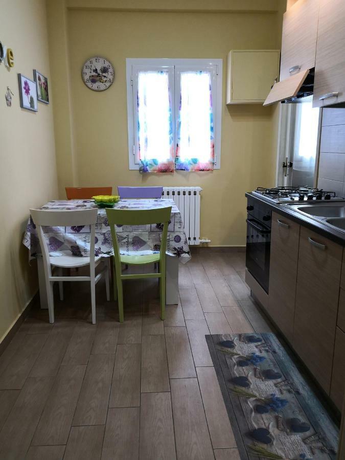 Corso Italia 83 Apartment Taranto Luaran gambar
